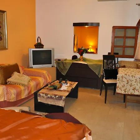 House Litsa With Parking And Gardens 50m From Agios Gordios * Άγιος Γόρδιος